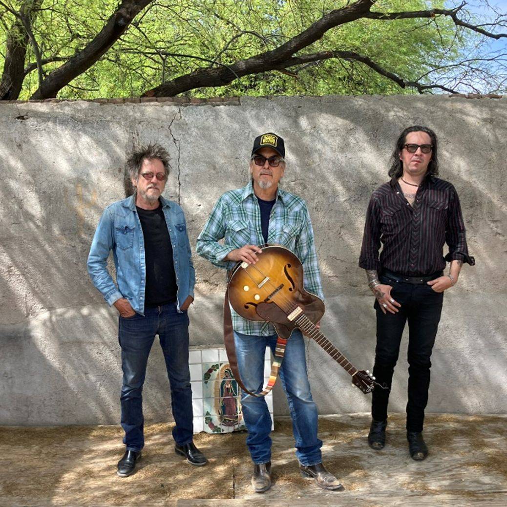 Giant Sand + XIXA tour Europe and include NL date